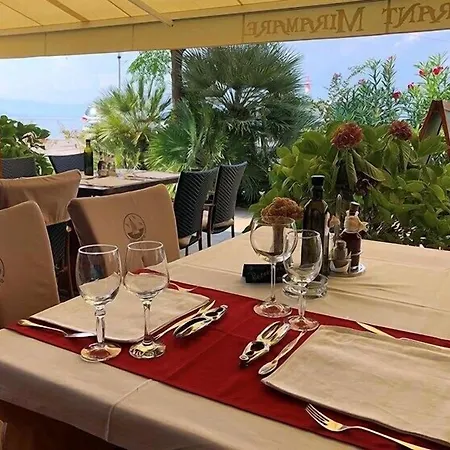 Otel Miramare Njivice