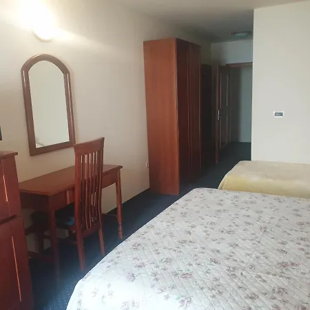 Miramare 4* Njivice