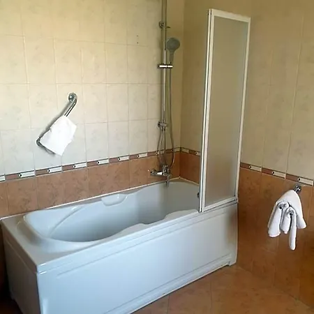 Miramare Szálloda 4*