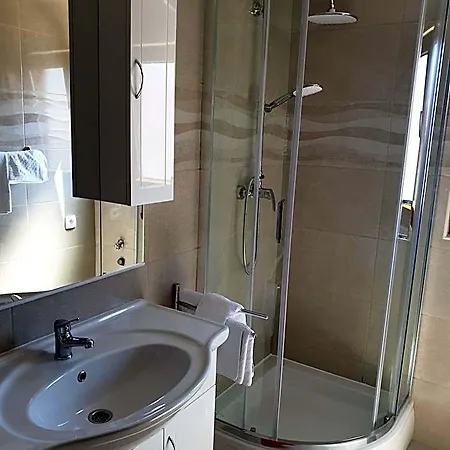 Miramare Szálloda 4*