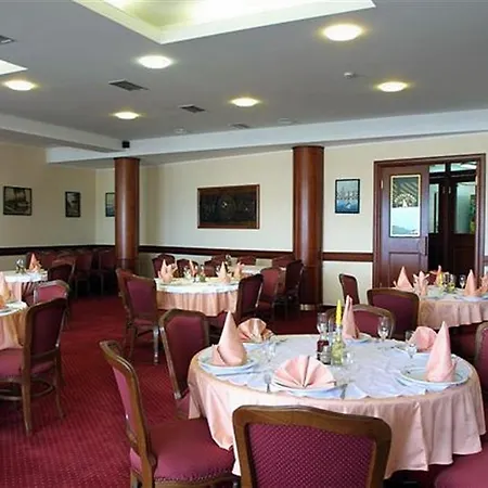 Miramare 4* Нивице