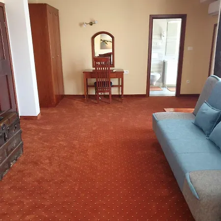 Miramare Szálloda 4*