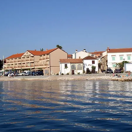 Miramare Szálloda 4*