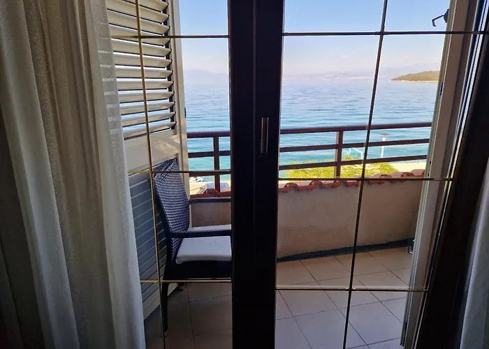 Miramare فندق نجيفيش