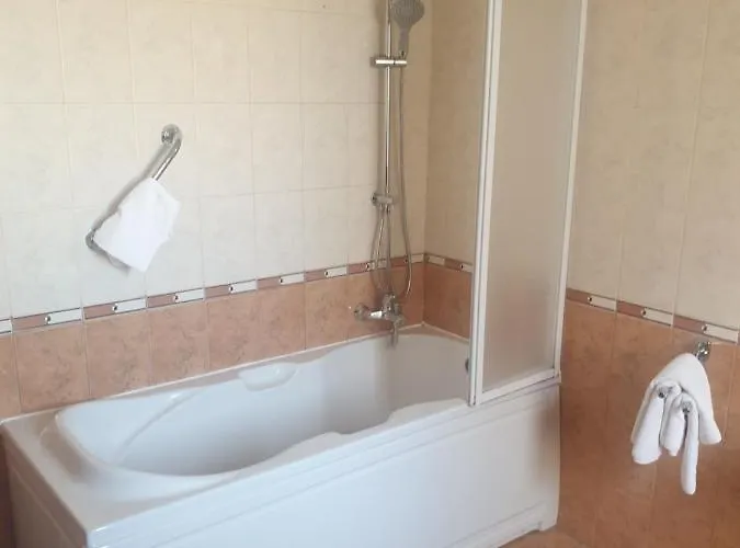 فندق Miramare 4*