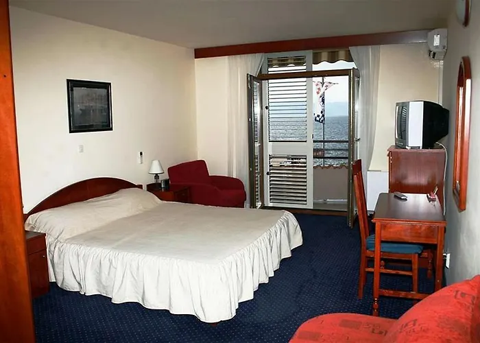 Hotel Miramare Njivice